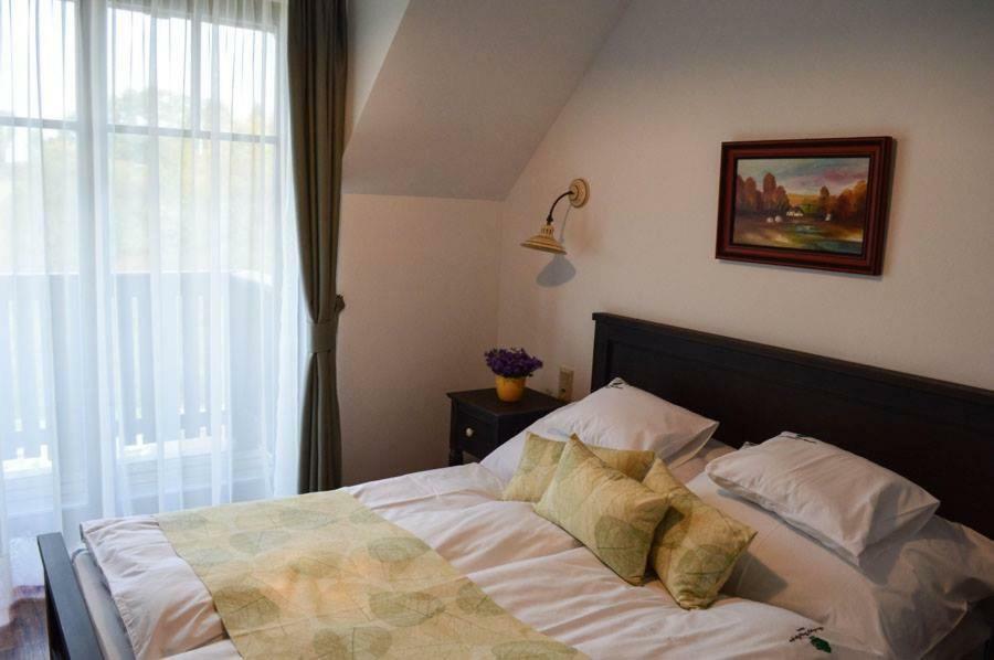Somhegyi Oereg Harsfak Major Vendeghaz Bed & Breakfast Bakonybél Dış mekan fotoğraf