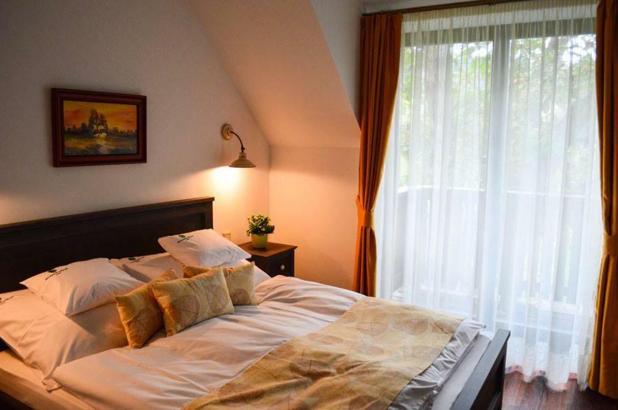 Somhegyi Oereg Harsfak Major Vendeghaz Bed & Breakfast Bakonybél Dış mekan fotoğraf