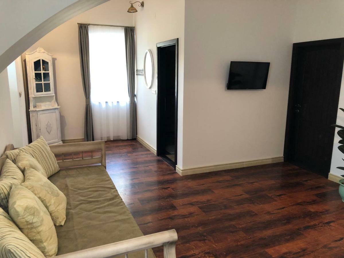 Somhegyi Oereg Harsfak Major Vendeghaz Bed & Breakfast Bakonybél Dış mekan fotoğraf